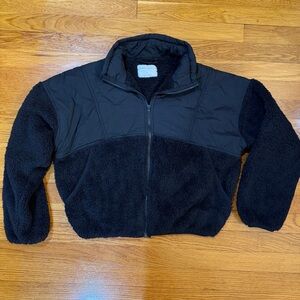 Aéropostale Full-Zip Fleece Jacket in Black - Size Small Womens